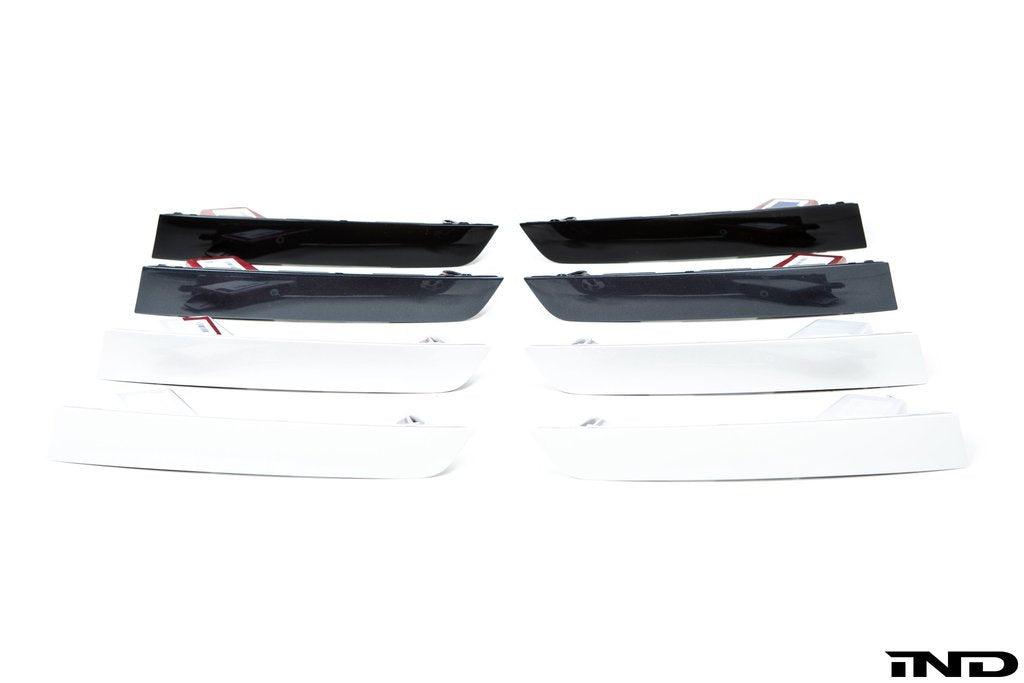 IND Painted Rear Reflector Set - Alpina XB7