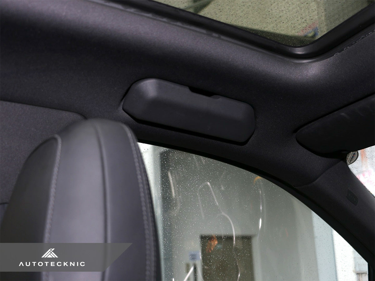AutoTecknic Grab Handle Sunglasses Case - Installed View