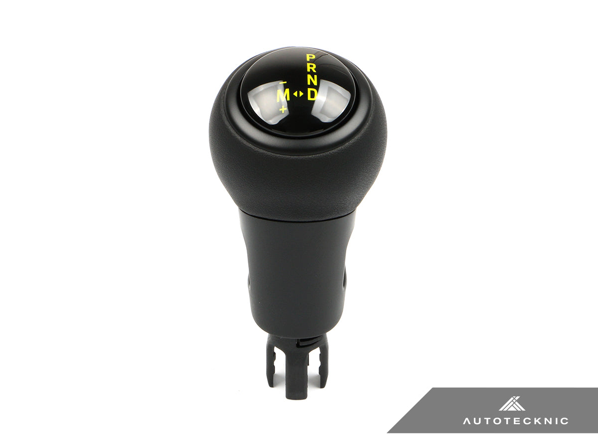 AutoTecknic GT4-Inspired Shift Knob - Porsche Macan 95B 2015-2024