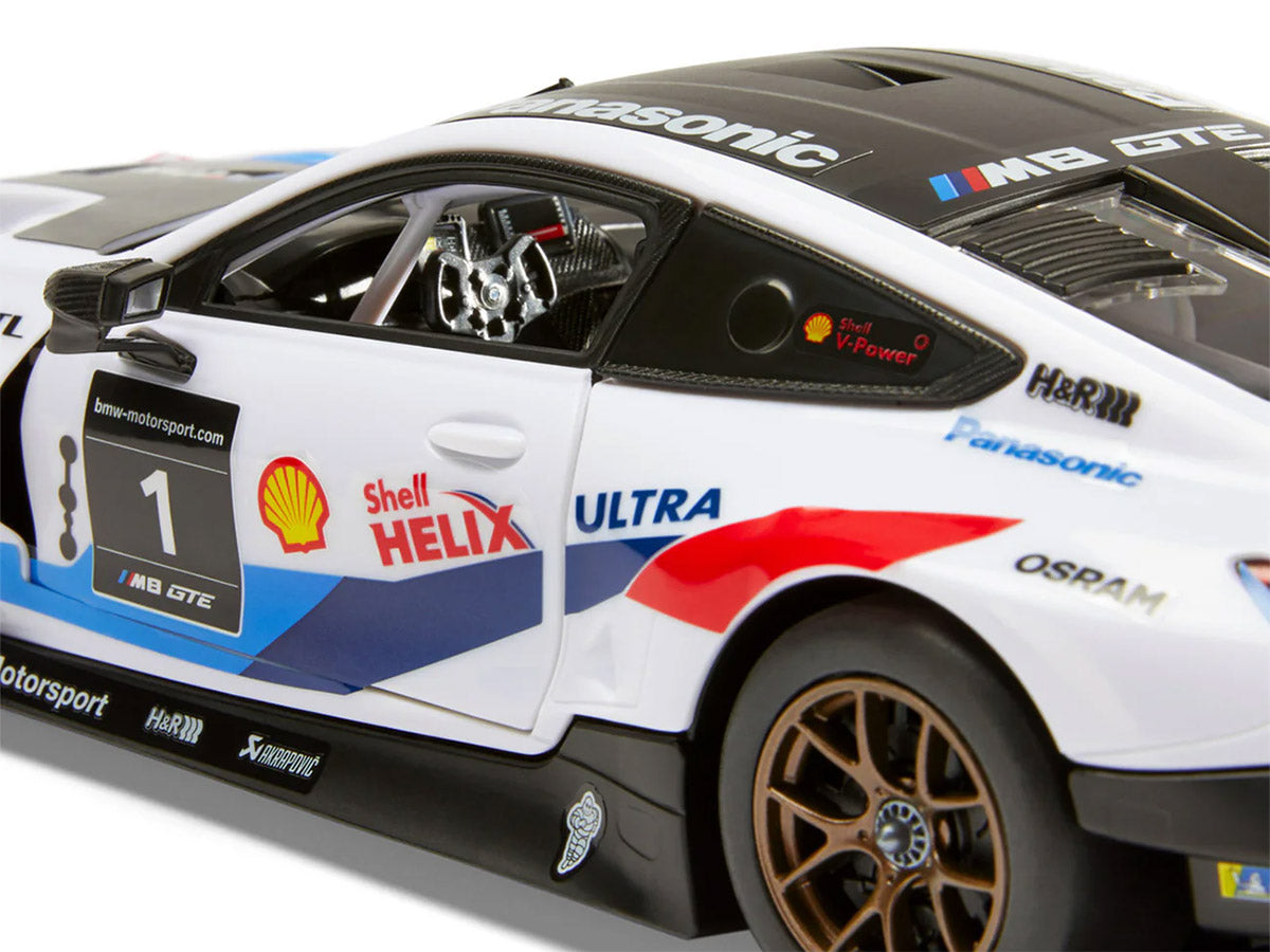 Genuine BMW 1:18 Remote Controlled Car - M8 GTE | Globo basis