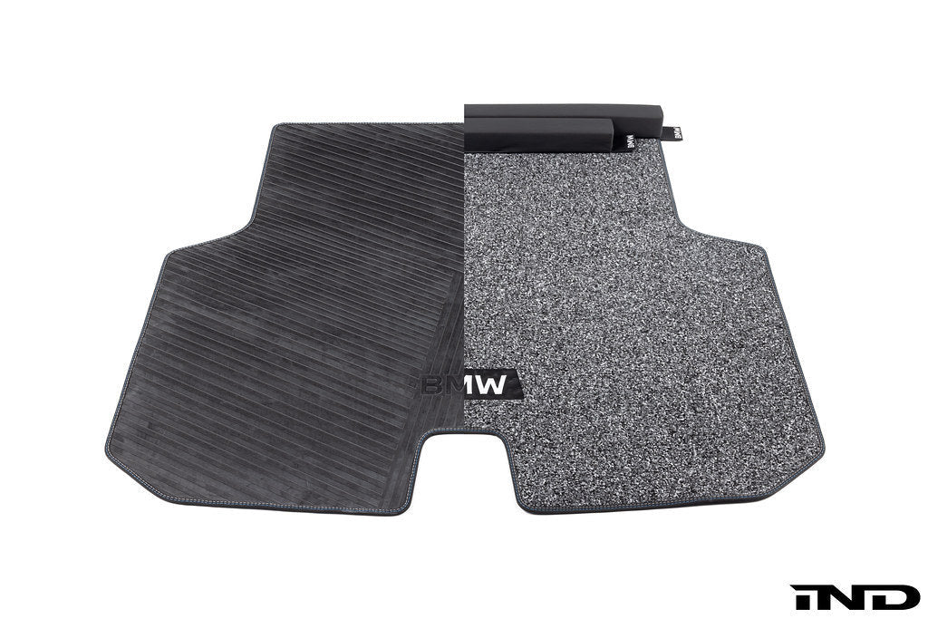Genuine BMW Reversible Carpet & Rubber Trunk Mat Cargo Liner - G99 M5 Touring