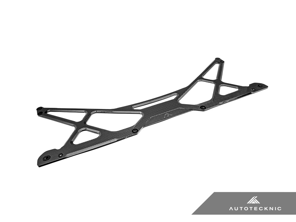 AutoTecknic Dry Carbon Strut Brace - Mounting End Bracket Detail