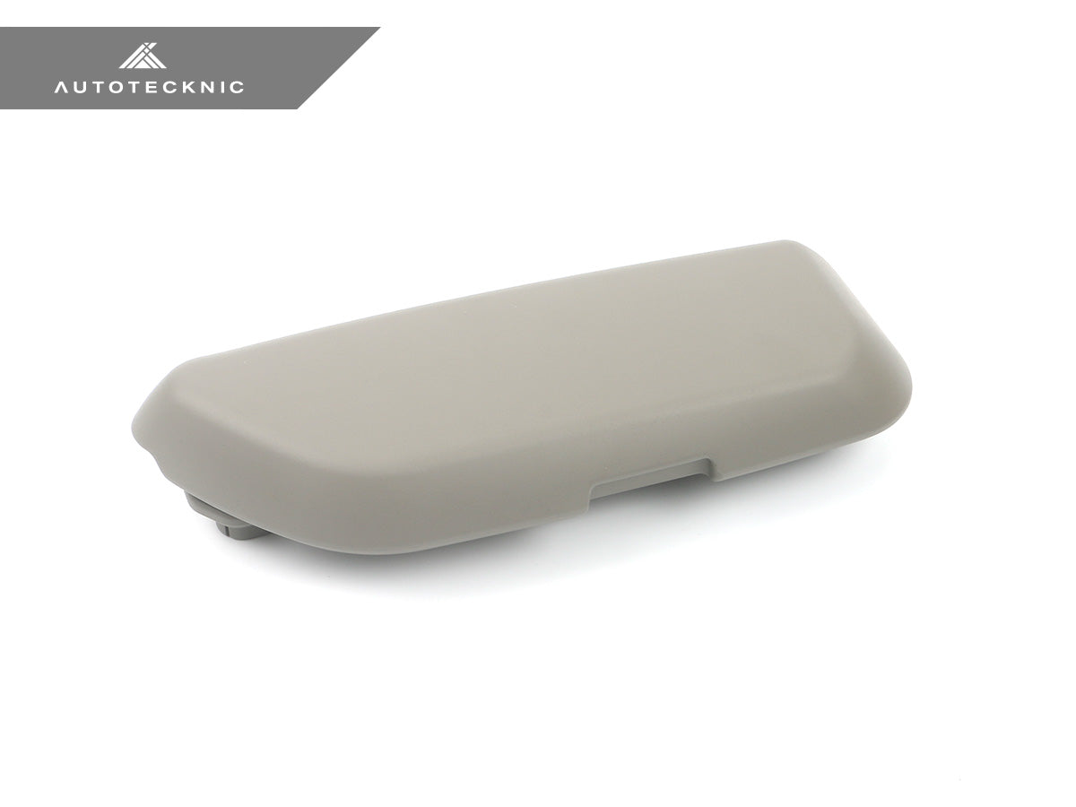 AutoTecknic Grab Handle Sunglasses Case - Latch Detail