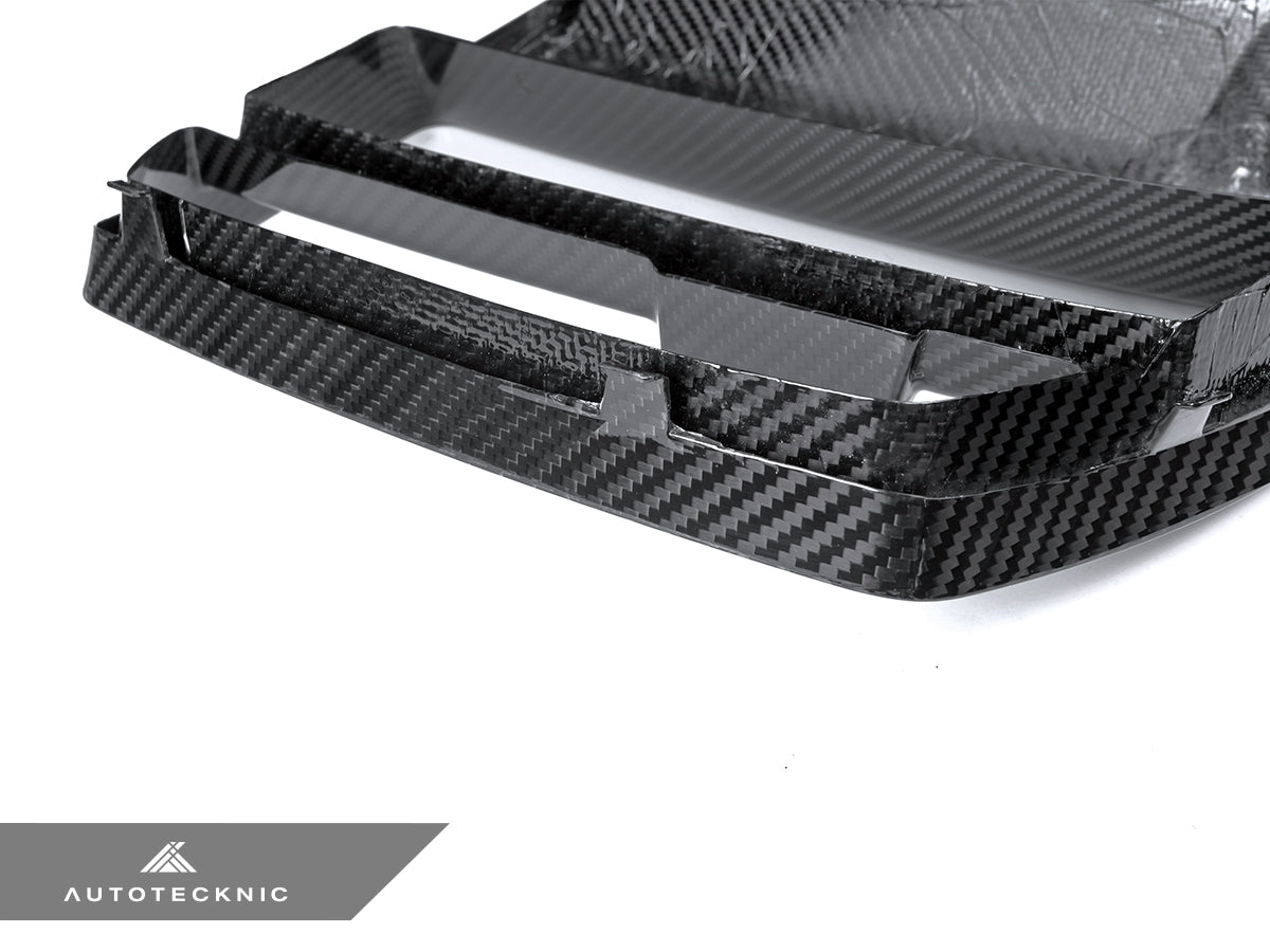 AutoTecknic Dry Carbon Podium V1 Front Grille Set - G80 M3 | G82
