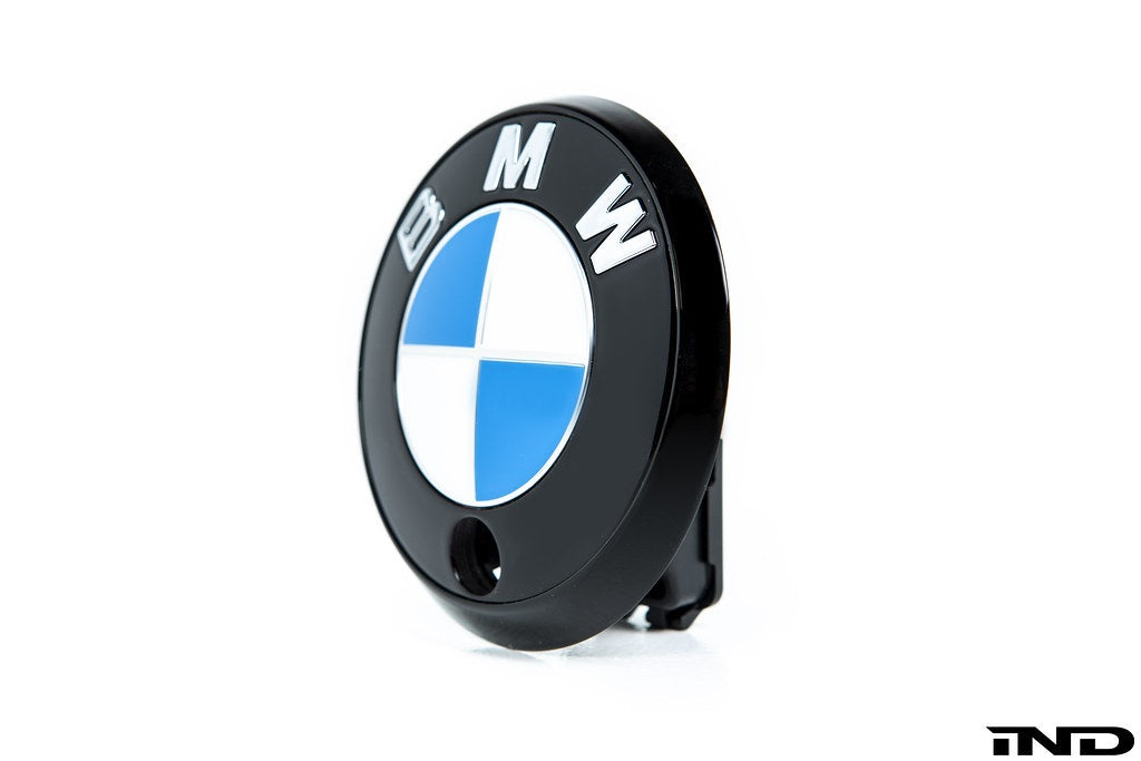 IND Carbon BMW Roundel - G82 / G83 M4