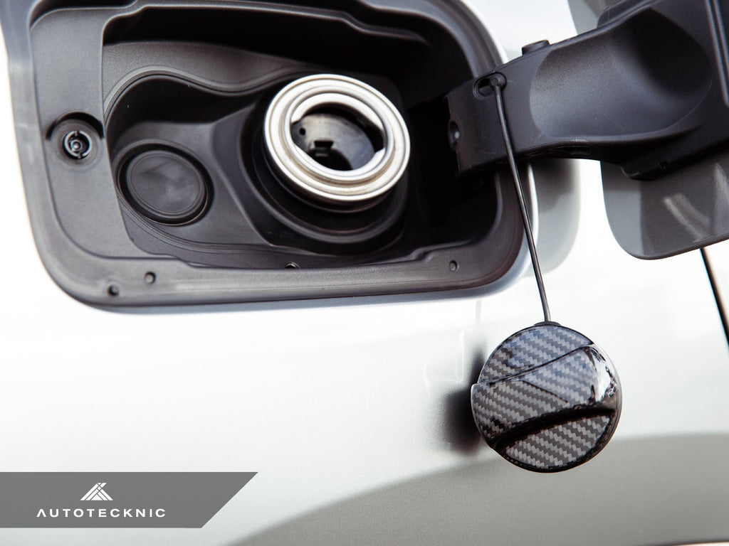 AutoTecknic Dry Carbon Competition Fuel Cap Cover - MINI R52 | R57 Cabrio