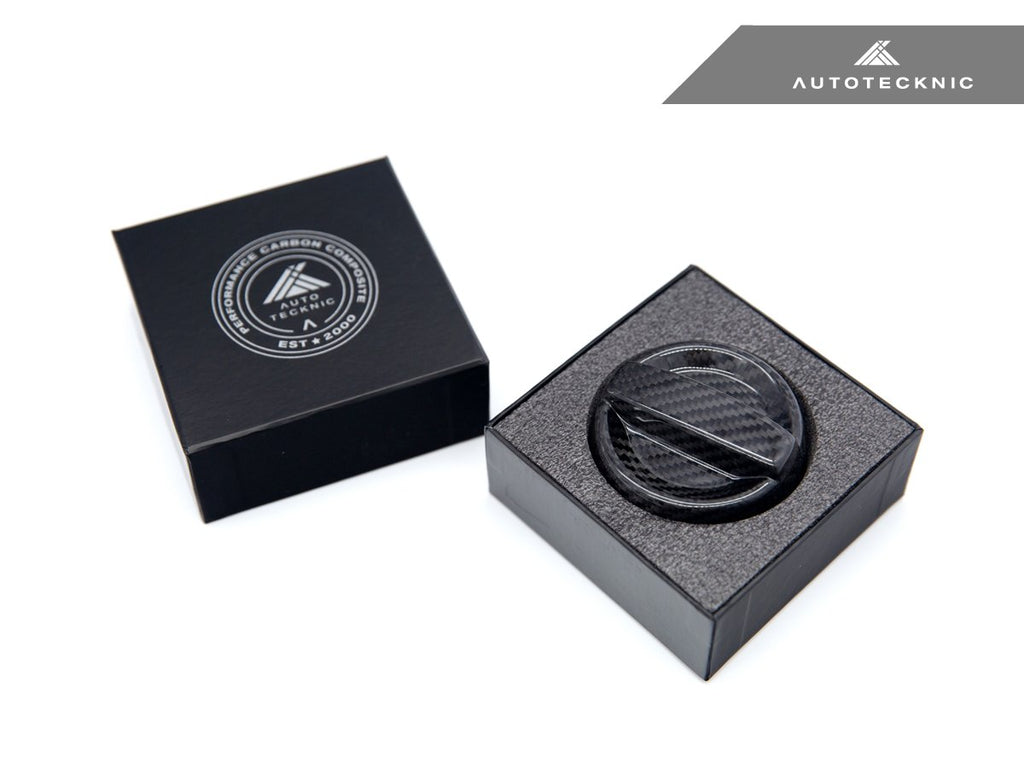 AutoTecknic Dry Carbon Competition Oil Cap Cover - F40 1-Series