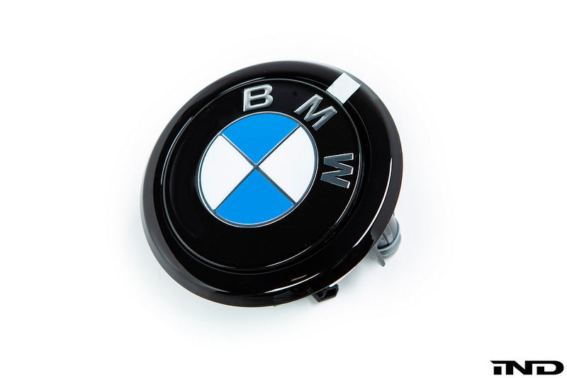 IND Carbon BMW Roundel - G02 X4
