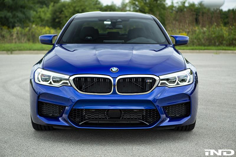 IND Painted Center Grille Trim - F90 M5
